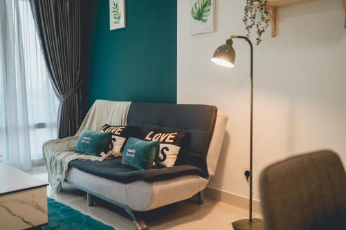Central District Apartment | Mahjong Midvalley The Jade 3Br8pax Mosaic Southkey by Our Stay