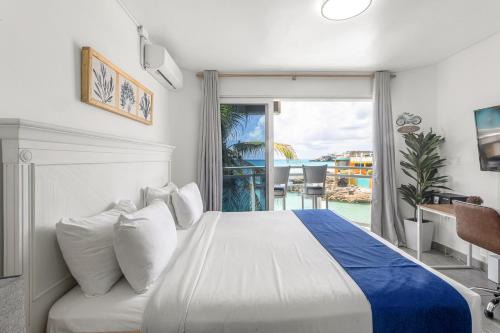 Maho Apartment | Inviting Beach Retreat - Lux Studio by The Morgan Village