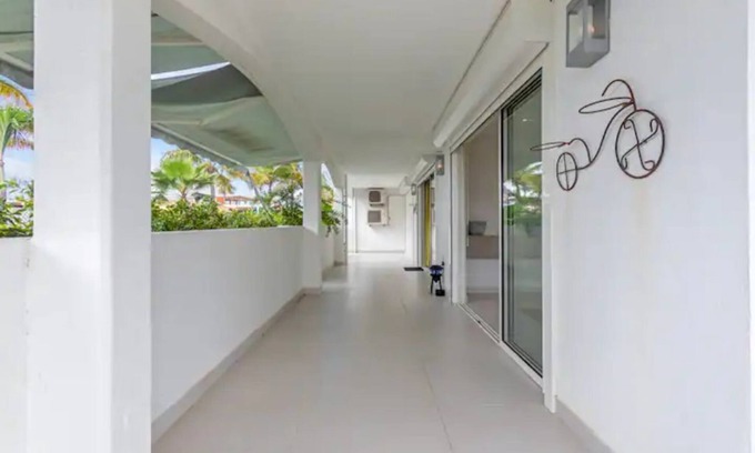 Maho Condo | Oceanfront Retreat: Modern Condo with Family-Friendly Perks