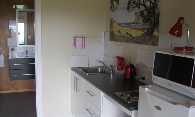 Miranda Apartment | Accessible Comfort at Mai Room - Guest Rated 9/10