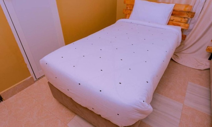 Moshi Apartment | Family-Friendly Retreat at Maili 6 Private Apartments