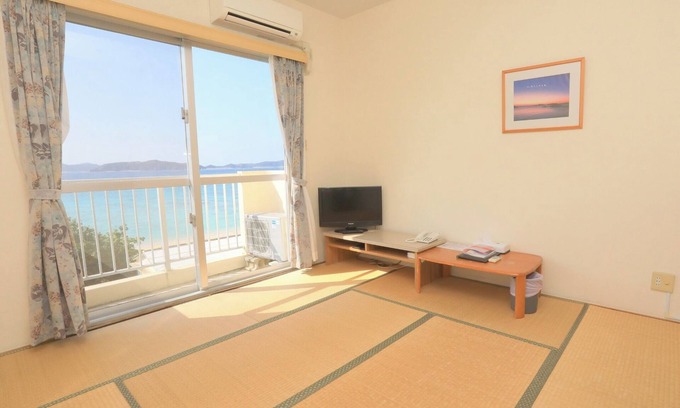 Tokashiki Hotel | Main building ocean side Japanese style room 8 tatami mats with unit bath Dinner and breakfast/Shimajiri-gun Okinawa