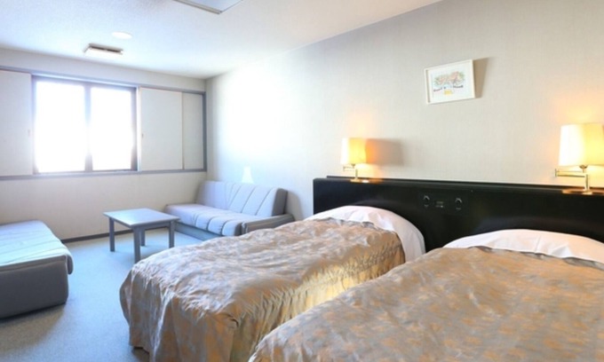 Madarao Mountain Resort Hotel | Western Style Twin Room in Iiyama, Nagano with Breakfast