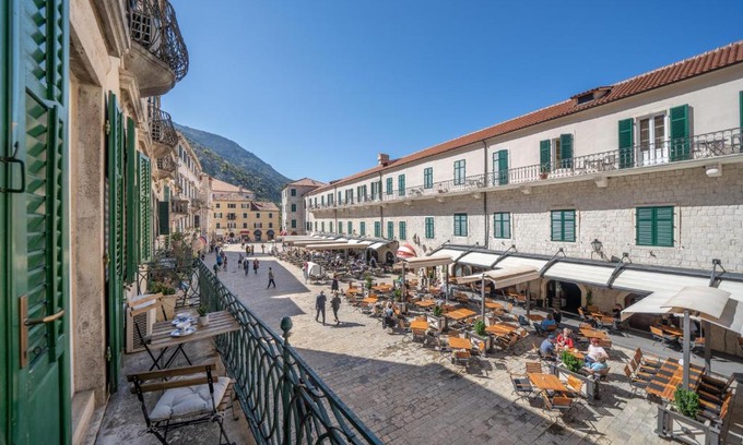 Kotor Old Town Apartment | Unforgettable Stay at Main Square View - 4-Star Rated Hotel