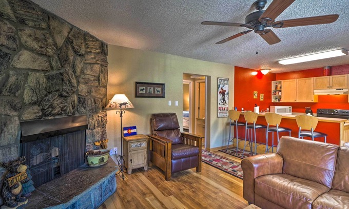 Historic District Condo | Pet-Friendly Condo with Balcony in Tannhauser - Guest Rated 9.8