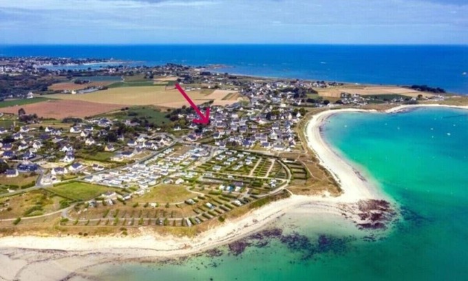 Plouneour-Brignogan-Plages House | Cozy Maison Steps From the Beach with Oceanfront Views
