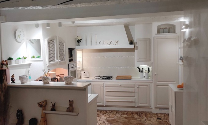 Saint-Genies-de-Malgoires House | Ideal Family Retreat: Garage, Parking & Pet-Friendly Stay
