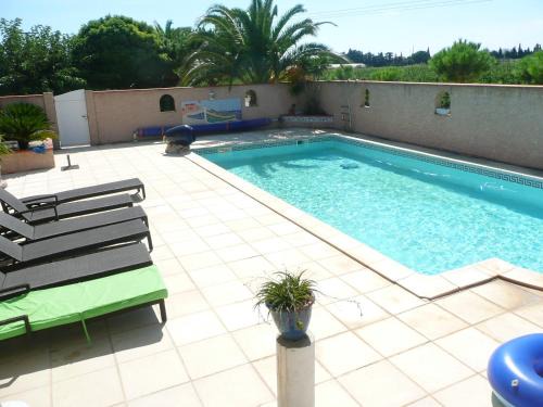 Saint-Hippolyte House | Relax in a 3-Bedroom Retreat with Pool Near the Beach