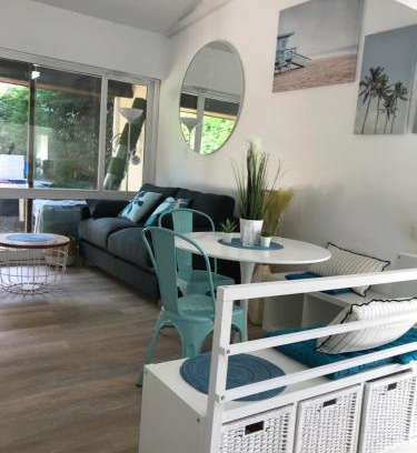 Mimizan House | Relaxing Retreat Steps from the Beach in a Quiet Area