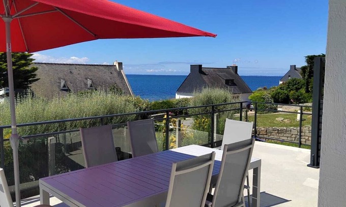 Saint-Gildas-de-Rhuys House | Cozy Maison Steps from the Beach with Family-Friendly Amenities