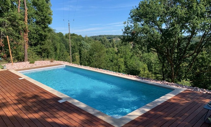 Saint-Andre-dAllas House | Idyllic Maison à la Campagne: Pool, Spa & 10/10 Rating