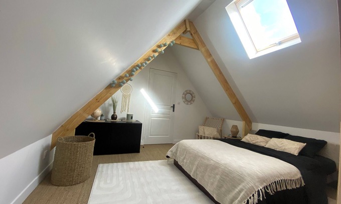 Yvecrique House | Maison for 2 to 6 Guests - Perfectly Located in the Capital!