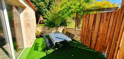 Les Herbiers Apartment | Maison 2/4 pers Les Herbiers proche Puy du Fou