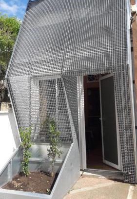Fontaine Lestang-Bagatelle-Papus-Tabar-Bordelongue Apartment | Cozy Maison with Restaurant, Steps from the Metro