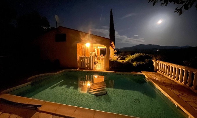 Le Muy House | Dreamy Maison for 4-6 with Private Pool & Ocean Views