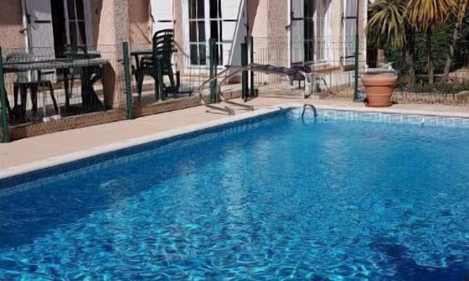Perols House | Spacious Maison for 8 with Pet & Child-Friendly Amenities