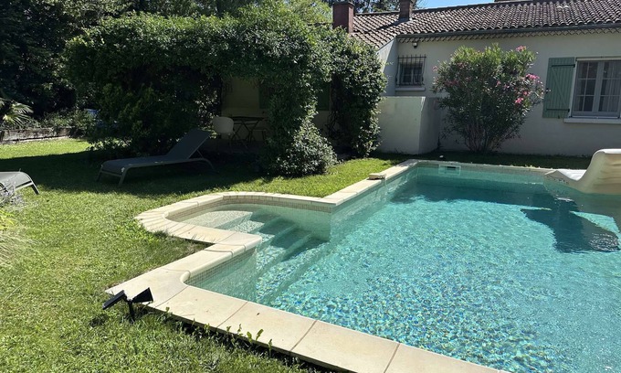 Sorgues House | Maison 4 pièces à louer pour les vacances