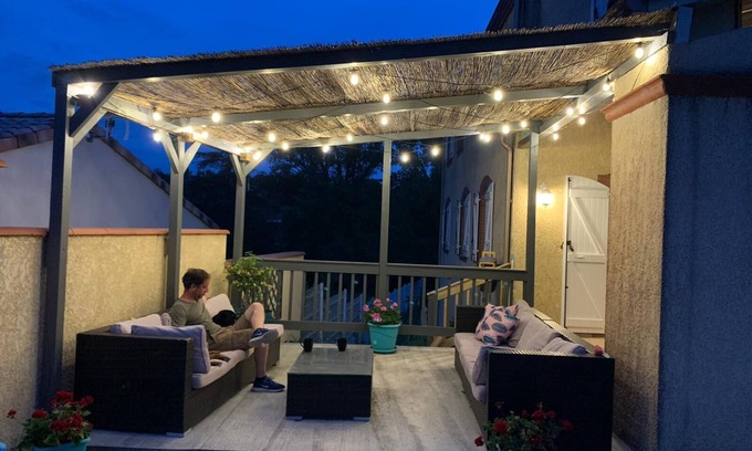 Pechbonnieu Villa | Pet Friendly Maison with Pool and Family Amenities