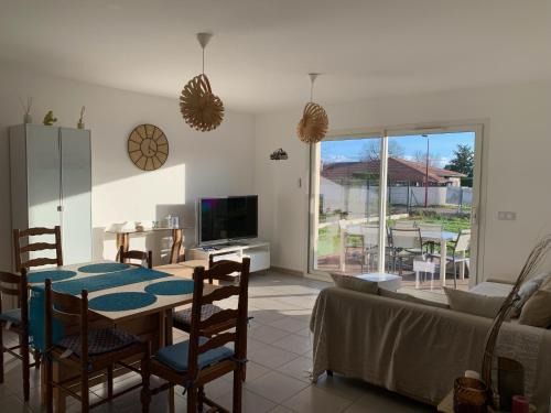Parentis-en-Born House | Peaceful Maison Near Dune du Pyla with Family-Friendly Perks