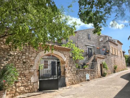 Orgnac-l'Aven House | Welcoming Maison in Orgnac l'Aven with Shared Pool