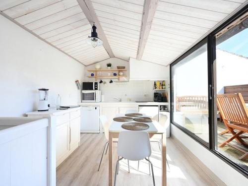 Les Portes-en-Re House | Quaint Maison in Portes-en-Ré with Terrace & Child-Friendly Amenities