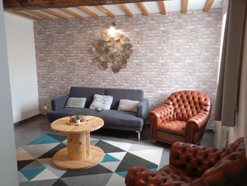 Chelles House | Peaceful Getaway at Maison au Calme - Rated 8.7/10