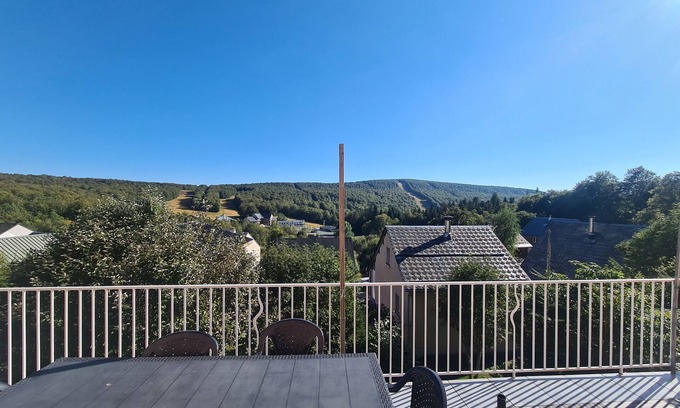 Prades-d'Aubrac House | Relax at Maison Aubrac SPA with Pet-Friendly Amenities