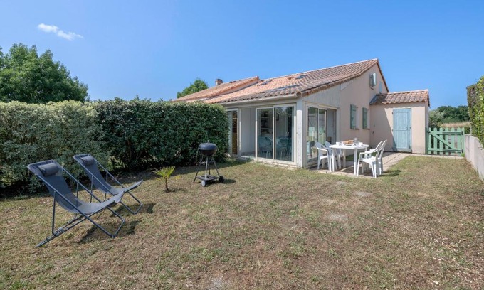 Saint-Michel-Chef-Chef House | Relaxing Getaway at Escale paisible in Saint-Michel-Chef-Chef
