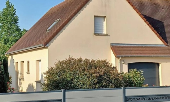 Le Val-Saint-Pere House | Maison Avec Jardin Dans la Baie du Mont St Michel