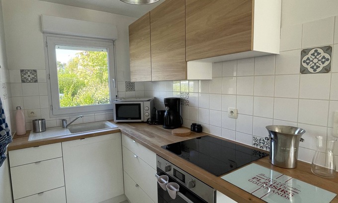 Sene House | Beautiful Maison with Garden Near Vannes & Ocean Views