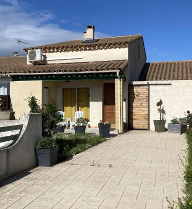 Sigean House | Serene Maison avec Jardin in Sigean: A Family Retreat