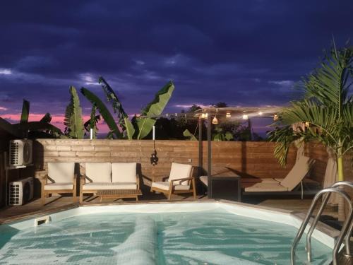 Bois de Nefles Villa | Relaxing Retreat with Heated Pool and Sauna for Families