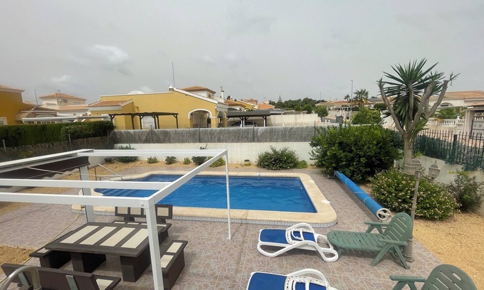 San Fulgencio House | Maison Avec Piscine Pour Passer un Séjour Inoubliable à 5 Minutes des Plages