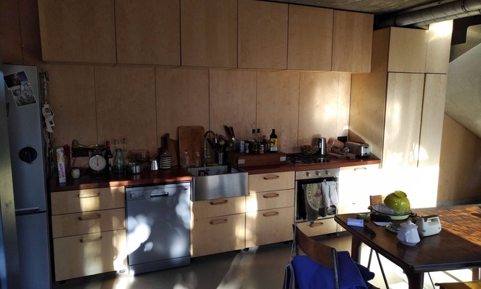 Montreuil House | Bright Maison Just Minutes from Paris - Family & Pet Friendly