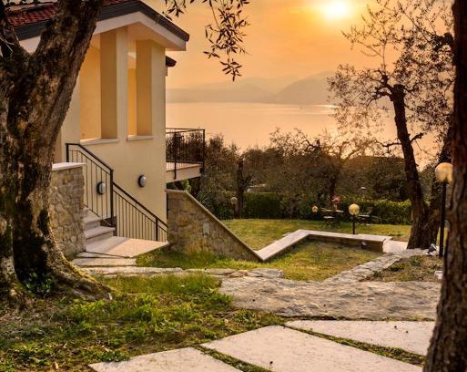 Frader Villa | Discover Maison Balù Villa: Oceanfront Family Retreat