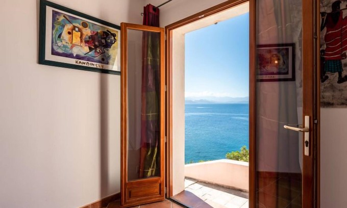 Canari House | Top-Rated Oceanfront Stay at Maison Balbi by Interhome