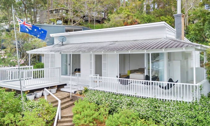 Avalon Beach House | Maison Blanc, Avalon IH
