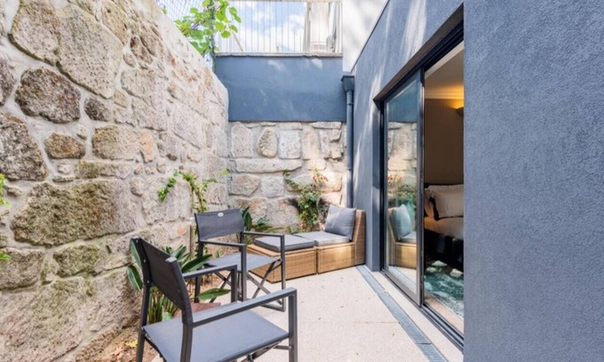 Uniao de Freguesias do Centro House | Discover Maison Cabral: 4-Star Hotel with Pool & Spa