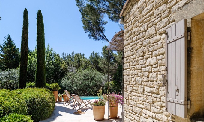 Pernes-les-Fontaines Villa | MAISON CAPUCINE: Villa with Heated Pool & Concierge Service