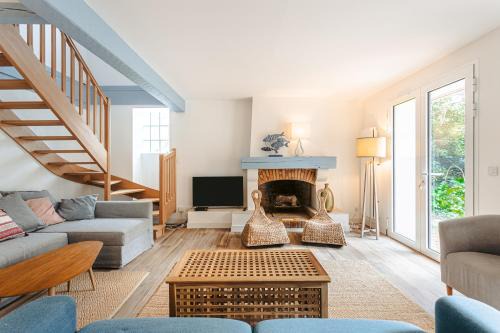 Saint-Trojan-les-Bains House | Maison centre village et Forêt