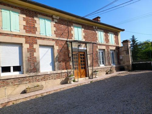 Chepy House | Cozy One-Bedroom Retreat with Garden in Chepy