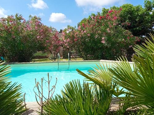 Maillane House | Guest Rated 10/10: Maison with Private Pool in Maillane