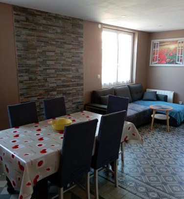 Saint-Blimont House | Charming Maison in Saint Blimont with Garden & Family Amenities