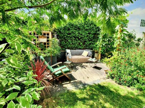 Bois-Colombes House | Cozy 3-Bedroom Home with Garden and WiFi in Bois Colombes