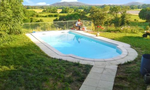 Orthoux-Serignac-Quilhan House | Inviting 4-Bedroom Villa with Private Pool in Orthoux