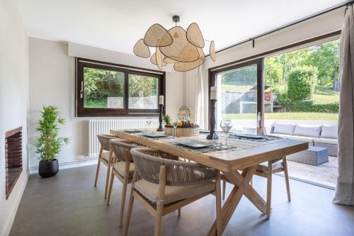 Ceyrat Villa | Maison chic, calme avec jardin et vue sur Clermont