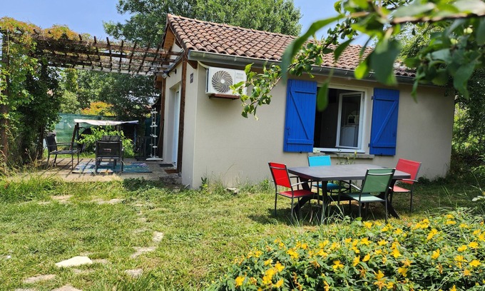 Ruoms House | Discover Maison Climatisee: Nature Retreat for 4 in Ardeche