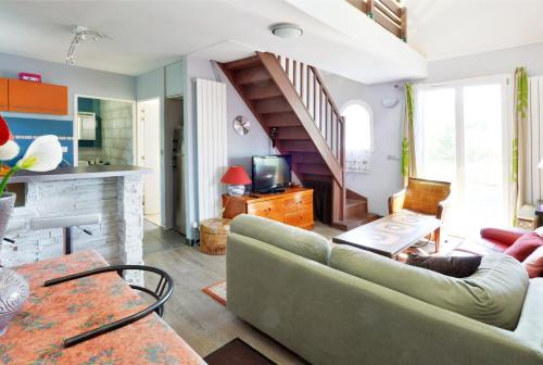 Ferolles-Attilly House | Cozy Maison in Ferolles Attilly with Private Garden