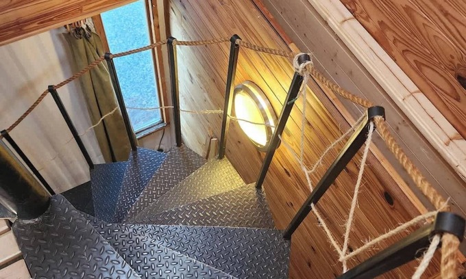 Amos House | Maison Conteneur Summ