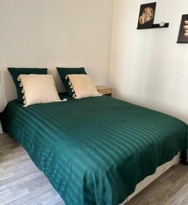 Voulx Apartment | Cozy Retreat near Montereau with Family and Pet Amenities